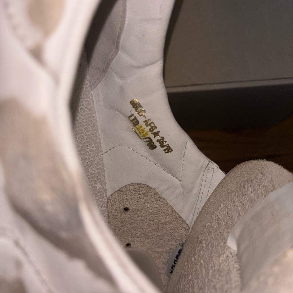 golden Goose stardan in heavy distress. Limited to NYC these are 271/700 - Picture 6 of 8